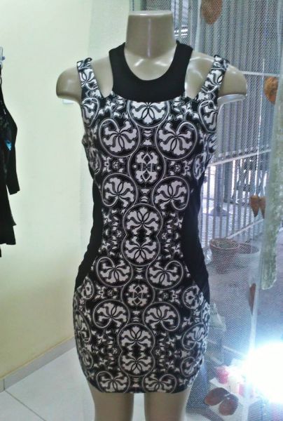 Vestido Sarja