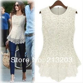 Blusa Peplum de Renda