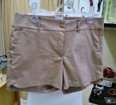 Short com Tachas