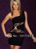 Vestido com detalhe em renda