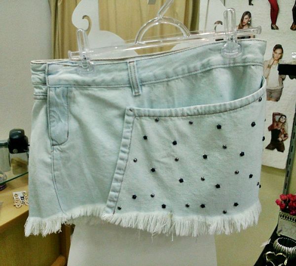 Saia com Tachas